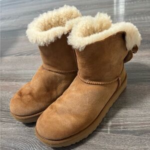 UGG Bailey Bow Mini Boots Chestnut
